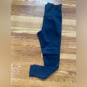 Athleta Aurora Ribbed Tight Medium